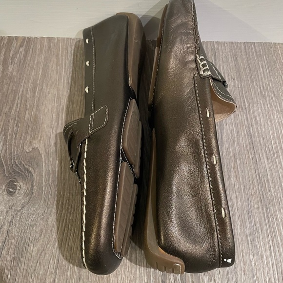 Anne Klein Brown Leather Loafers with Horsebit Detail - Picture 4 of 6